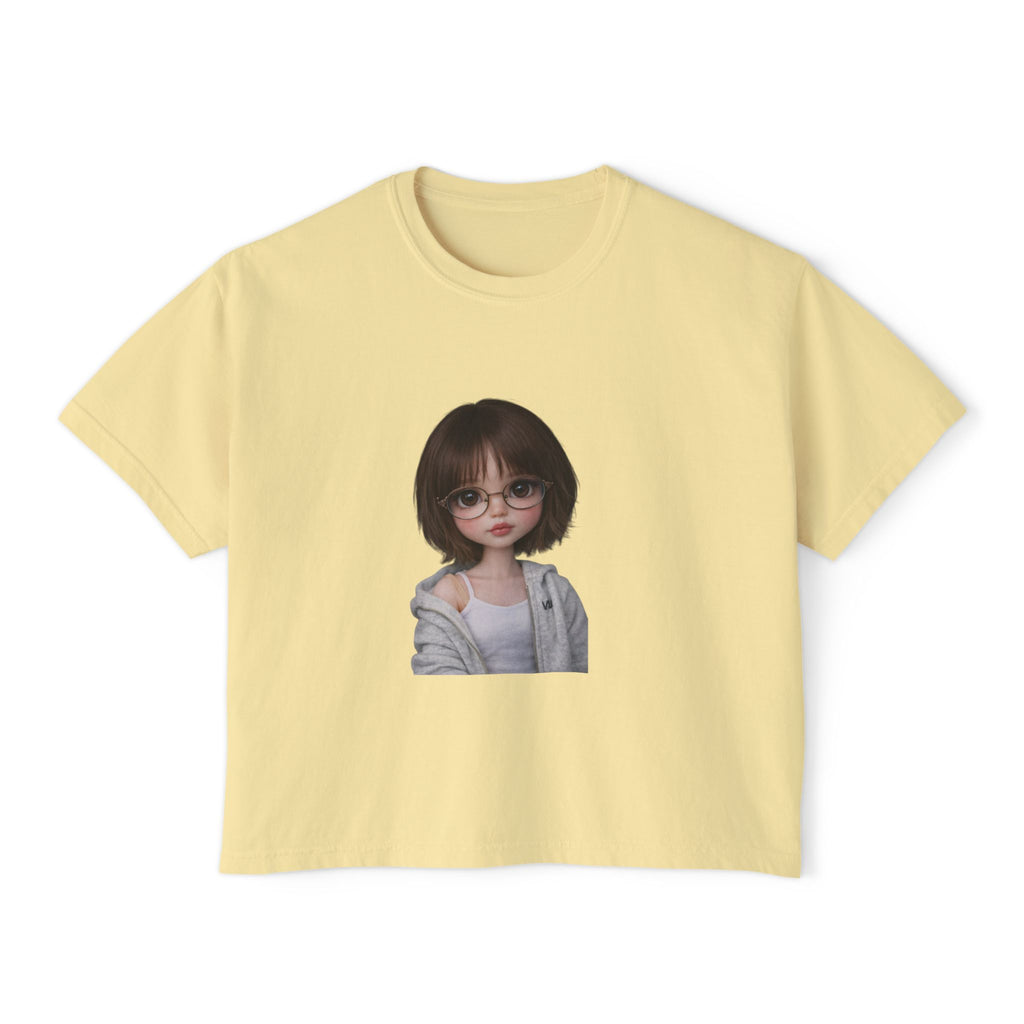 Cute Doll Face Women's Boxy Tee — Short Bob Glasses Graphic Top
