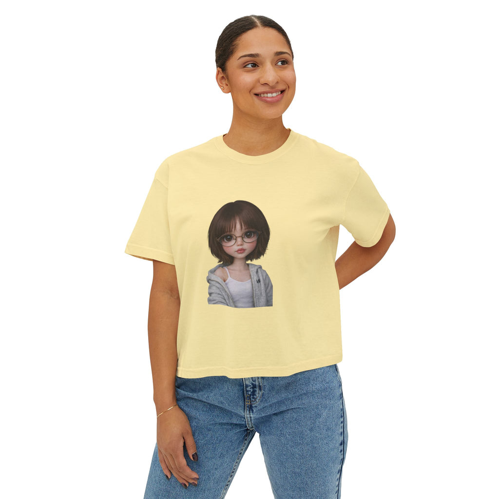 Cute Doll Face Women's Boxy Tee — Short Bob Glasses Graphic Top